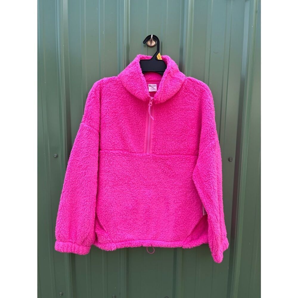 Women’s Plush Half-Zip Pullover Size L